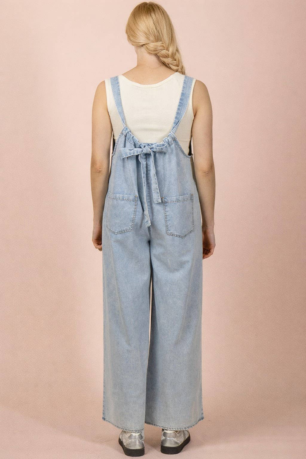 Pick Up - Washed Chambray Casual Jumpsuit: LT DENIM