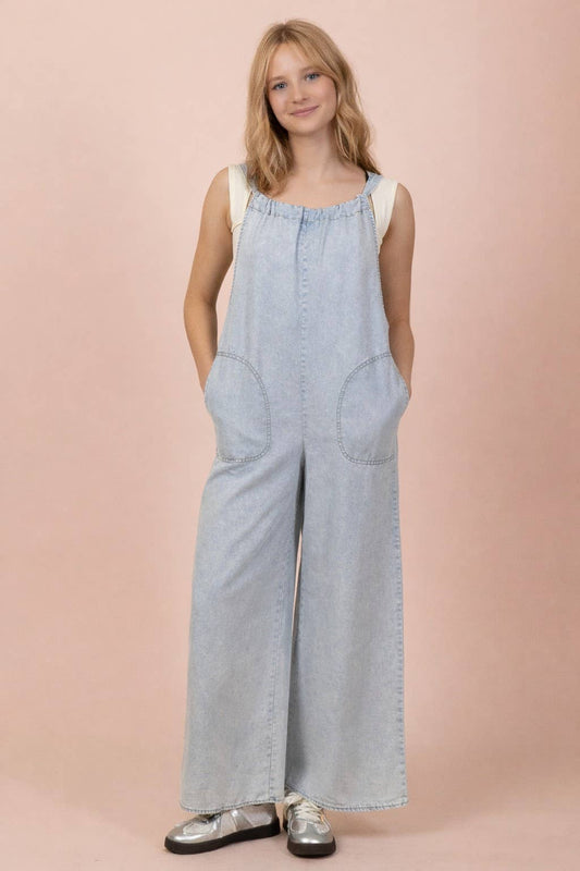 Pick Up - Washed Chambray Casual Jumpsuit: LT DENIM