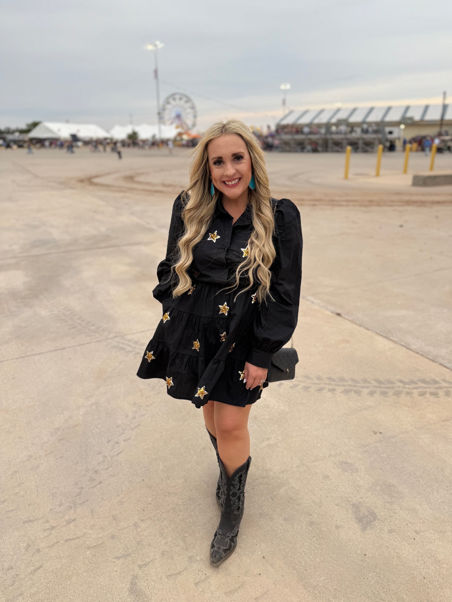 Pick Up - Black Sequin Stars Applique Pocketed Holiday Dress