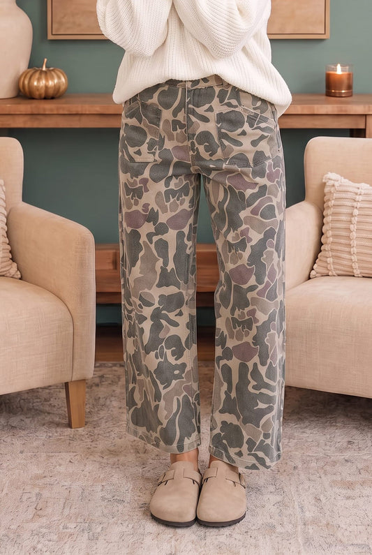 Pick Up - Blending In Camo Cargo Pants